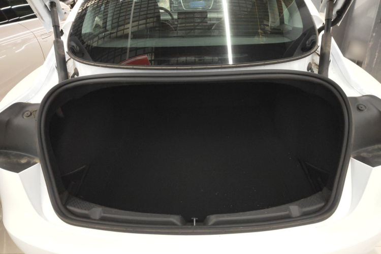 特斯拉 Model 3 2025款 后轮驱动版局部细节23