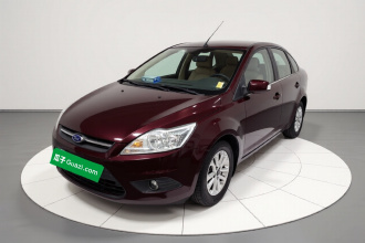 福特 福克斯 2013款 三厢经典 1.8L 自动基本型