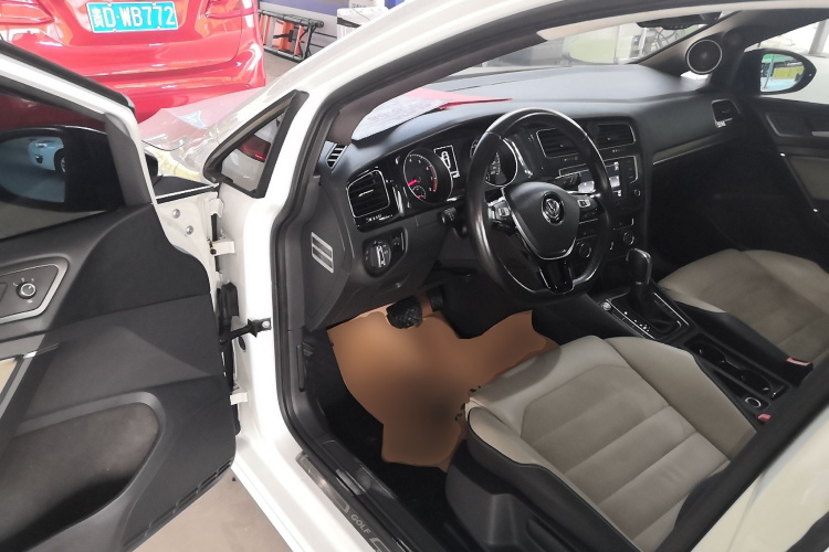 大众 高尔夫 2017款 230TSI 自动豪华百万辆纪念版中控内饰20