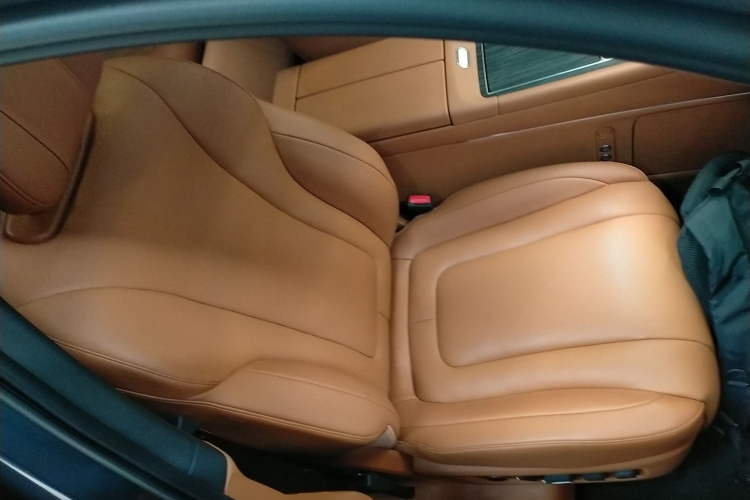 鸿蒙智行 问界M9 2024款 增程 Max版 42kWh 5座版局部细节41