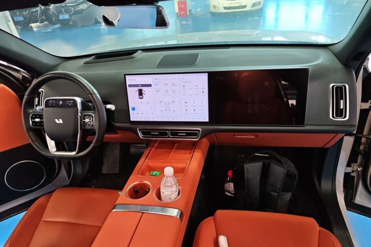 理想汽车 理想L6 2024款 Pro中控内饰12