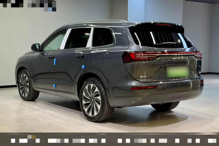 鸿蒙智行 问界M7 2024款 1.5T 后驱Plus版 5座车身外观6004