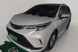 丰田 格瑞维亚 2023款 2.5L混动 舒适版