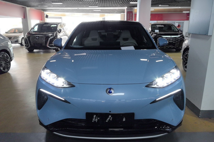 腾势N7 2024款 630 四驱智驾Ultra版车身外观2