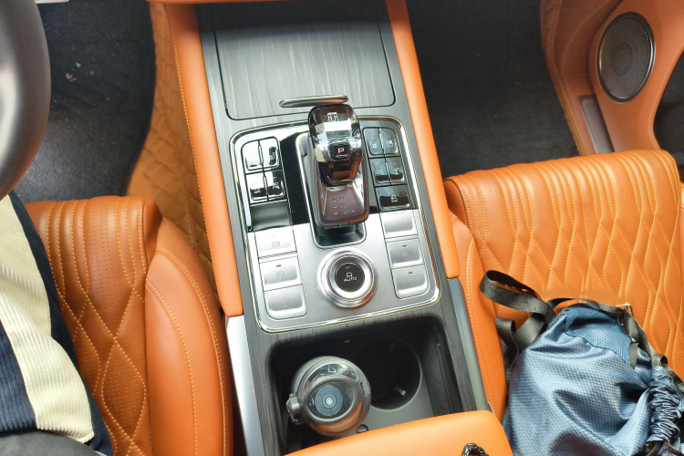 坦克500 2022款 3.0T 高端定制版 5座局部细节18