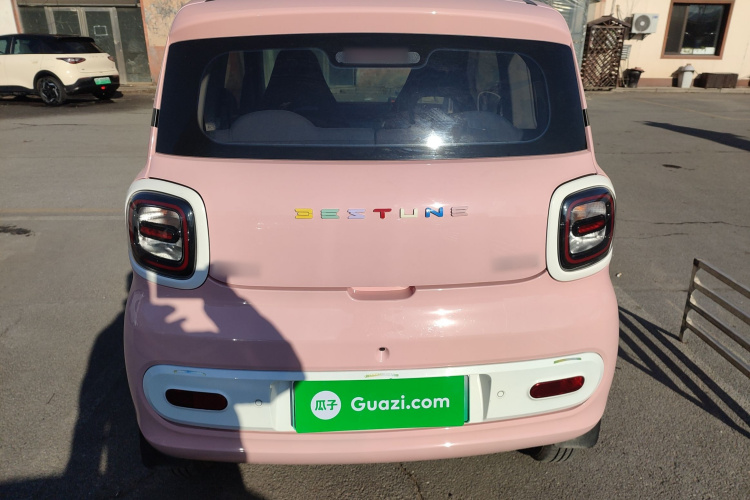 奔腾小马 2025款 222km 闪电马车身外观6