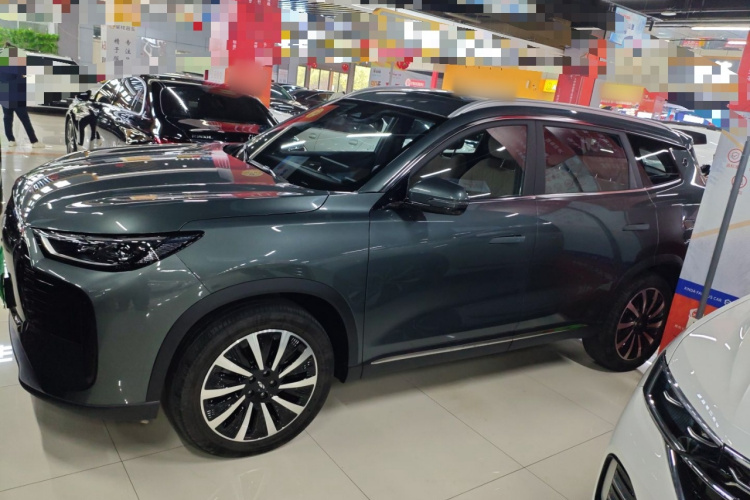 奇瑞 风云T8 2025款 1.5T 130km尊享版 5座车身外观4