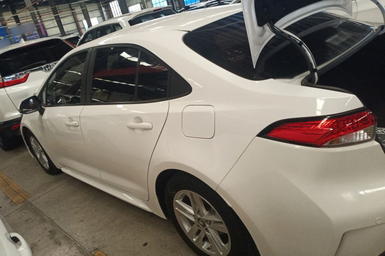 丰田 雷凌 2022款 TNGA 1.5L CVT进取版车身外观4