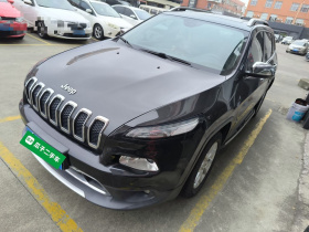 Jeep 自由光 2017款 2.0L 优越版