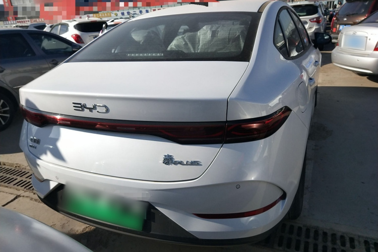 比亚迪 秦PLUS 2025款 DM-i 智驾版 55KM领先型车身外观6