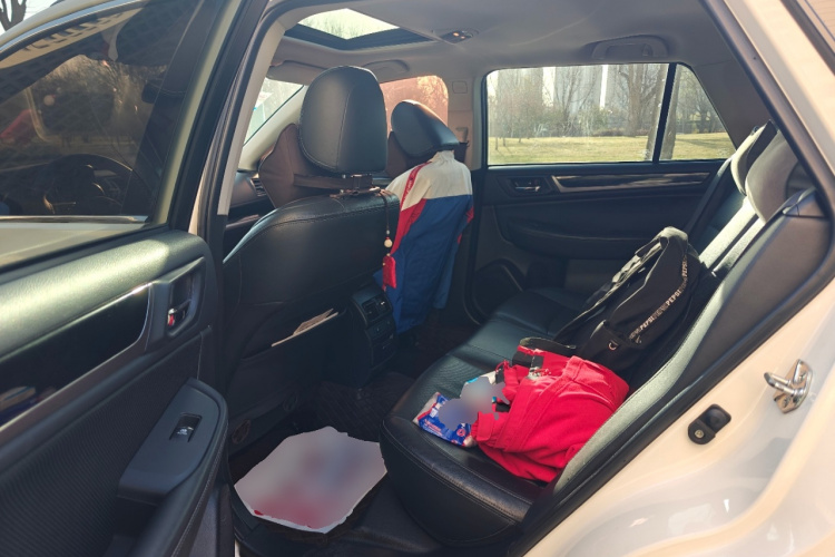 斯巴鲁 傲虎 2015款 2.5i 运动导航版中控内饰21