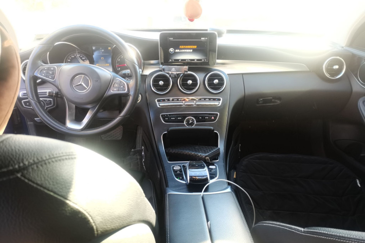 奔驰C级 2017款 改款 C 200 L中控内饰12