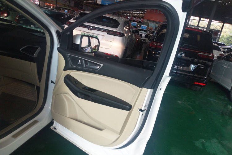 福特 锐界 2016款 EcoBoost 245 两驱精锐型 5座中控内饰7005