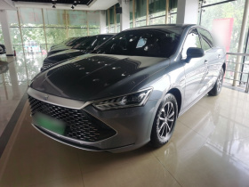 比亚迪 秦PLUS 2024款 荣耀版 DM-i 55KM领先型