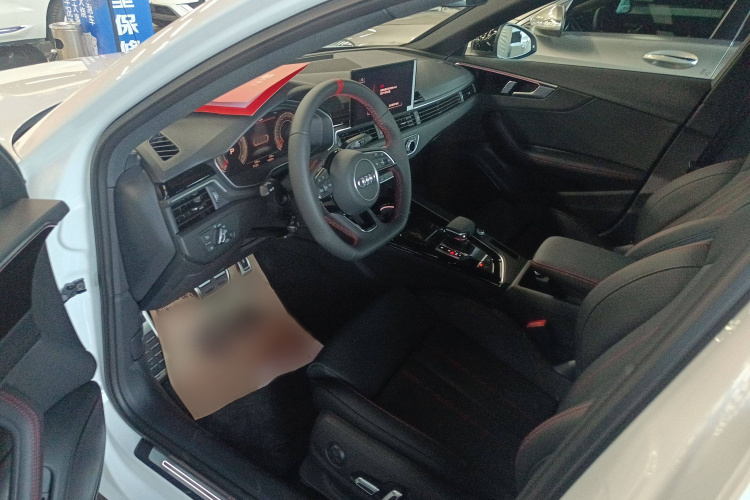 奥迪A4L 2025款 200万辆悦享版 40 TFSI 豪华动感型局部细节19