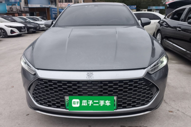 比亚迪 秦PLUS 2021款 DM-i 55KM 旗舰型车身外观2