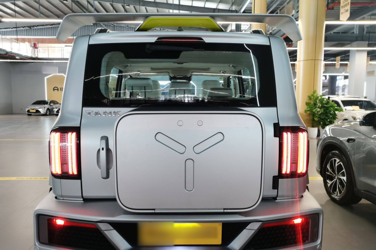 超境汽车 共创坦克300 2021款 2.0T 赛博坦克车身外观6004