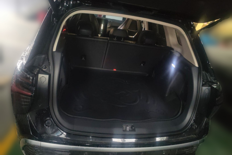 红旗HS3 PHEV 2024款 PHEV 115km 劲为版局部细节23