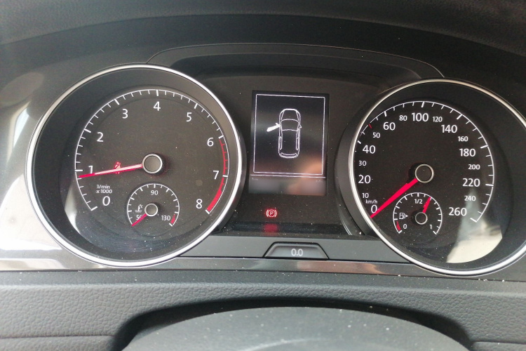 大众 高尔夫 2018款 1.6L 自动舒适型局部细节14