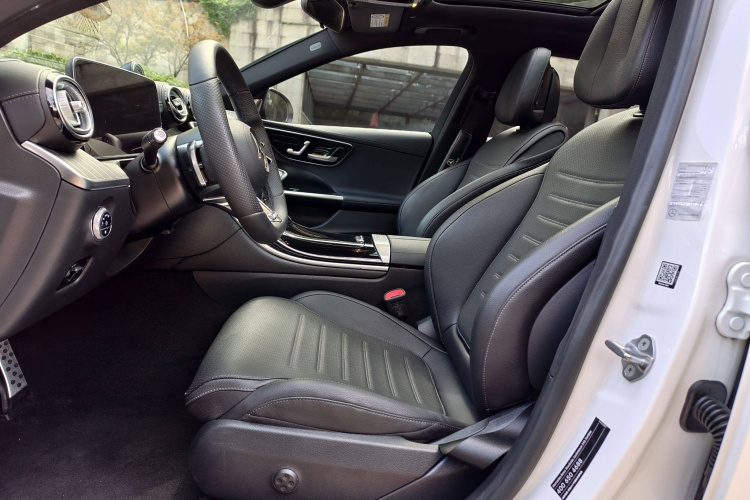 奔驰C级 2022款 改款 C 260 L 运动版中控内饰7001