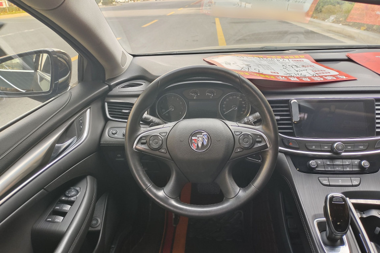 别克 君越 2019款 28T 豪华型中控内饰7002