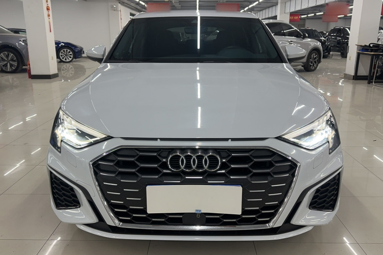 奥迪A3 2021款 Sportback 35 TFSI 进取运动型车身外观6001