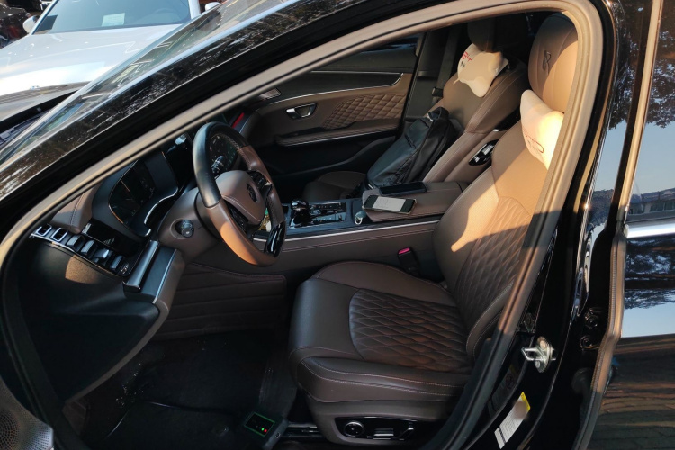 比亚迪 汉 2022款 EV 创世版 715KM前驱旗舰型局部细节19