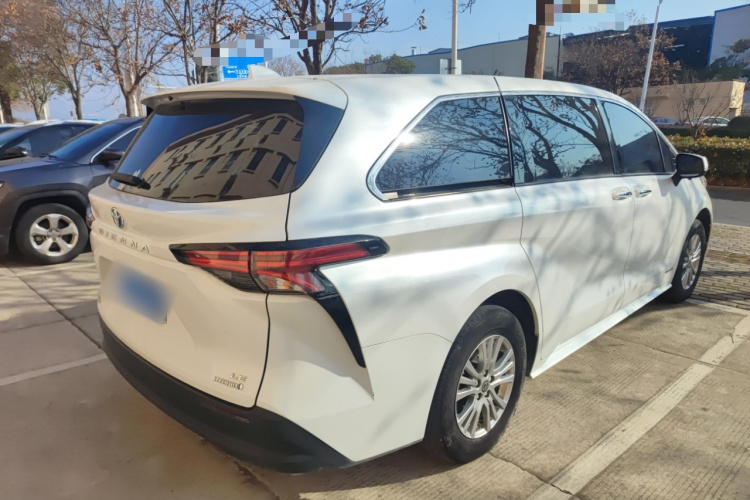 丰田 赛那SIENNA 2021款 2.5L混动 舒适版车身外观6005