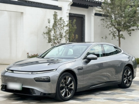 小鹏P7 2020款 670E