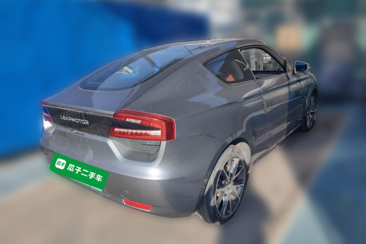 零跑汽车 零跑S01 2019款 380 Pro车身外观7