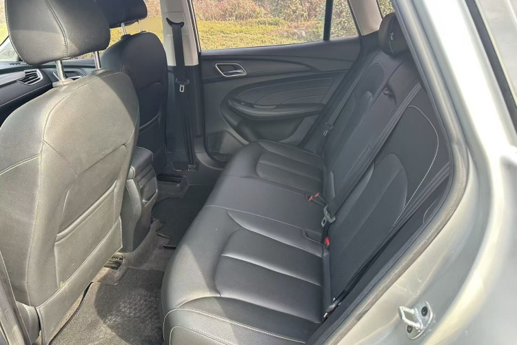 荣威Ei5 2018款 互联网旗舰版中控内饰7007