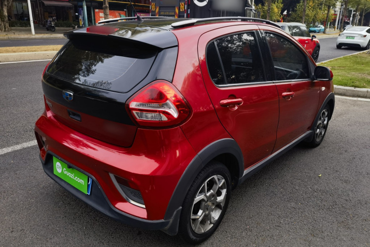 吉利汽车 远景X1 2017款 1.3L 自动玩家版车身外观6005