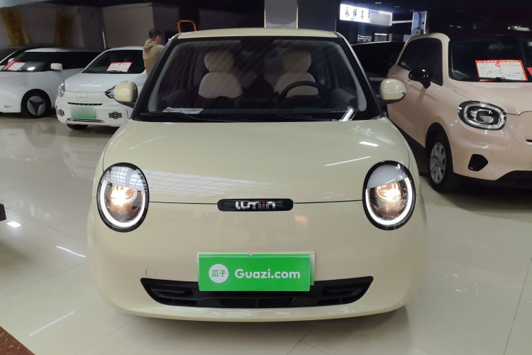 长安启源 长安Lumin 2022款 210km 香甜款车身外观2