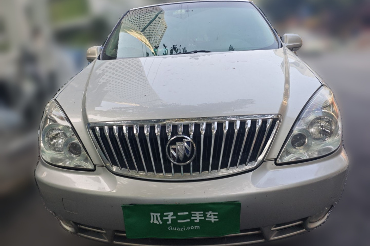 别克GL8 2014款 2.4L 行政版车身外观6001