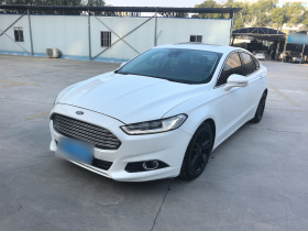 福特 蒙迪欧 2013款 2.0L GTDi240豪华运动型