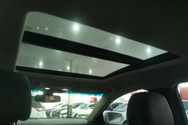 凯迪拉克XTS 2018款 28T 技术型局部细节22