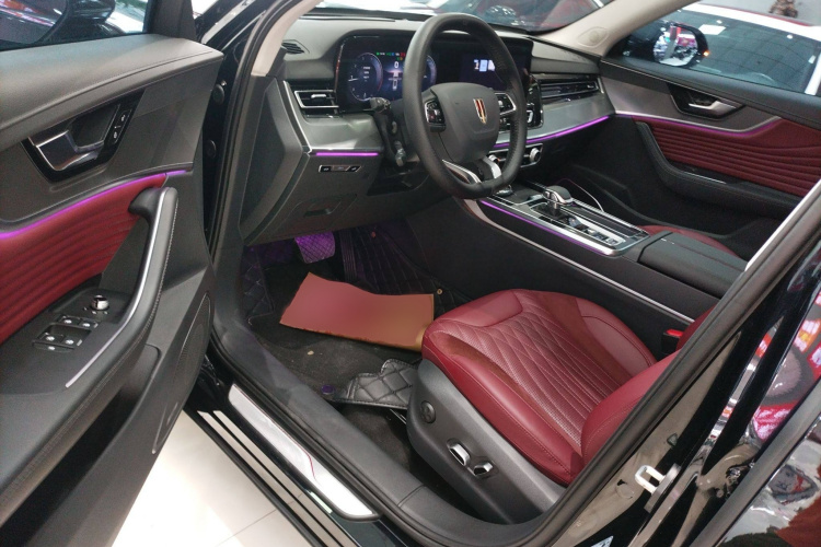 红旗HS5 2023款 2.0T 旗享Pro版中控内饰7003