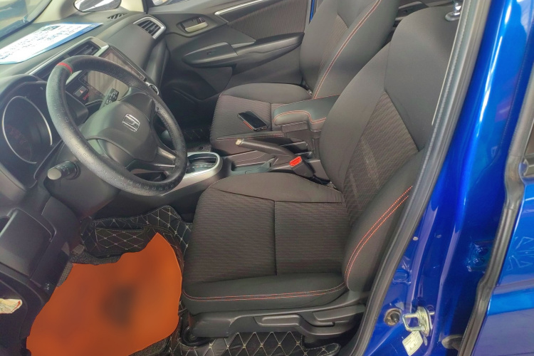 本田 飞度 2018款 1.5L CVT潮跑版局部细节19