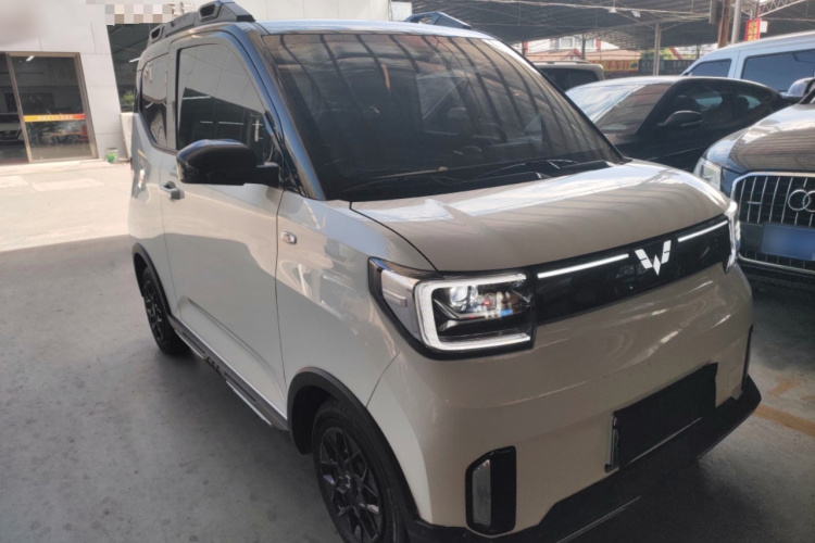 五菱汽车 宏光MINIEV 2022款 GAMEBOY 300km 玩咖款 磷酸铁锂车身外观3