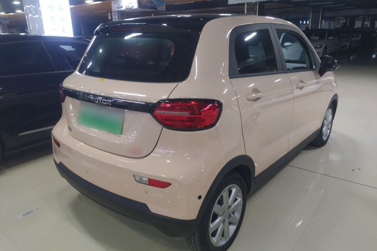 零跑汽车 零跑T03 2022款 星钻版车身外观7