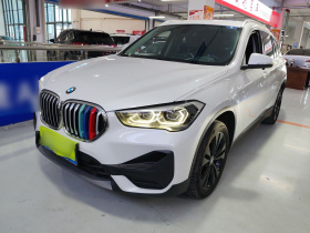 宝马X1 2021款 改款 sDrive20Li 时尚型