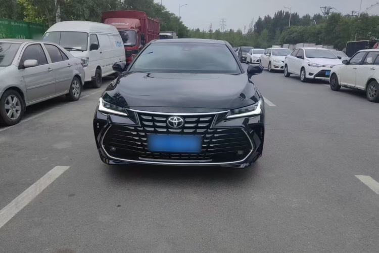 丰田 亚洲龙 2023款 2.0L 进取版车身外观6010