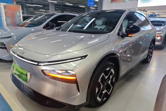 小鹏G7 2025款 702 超长续航 Ultra