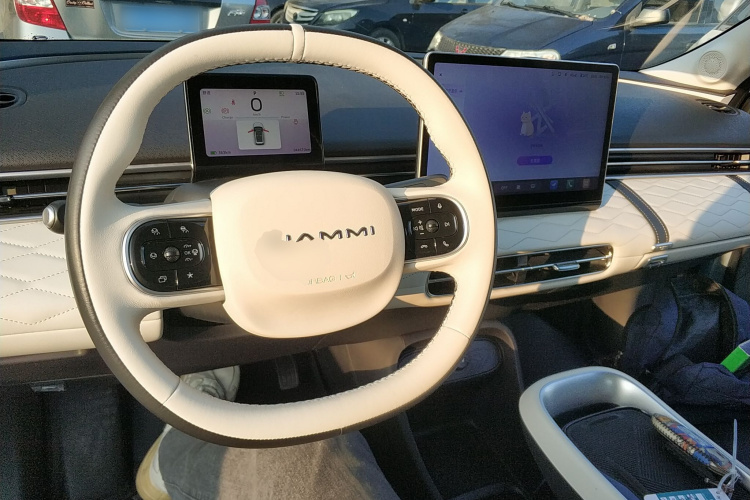 东风纳米 纳米01 2024款 430 Max智+中控内饰12