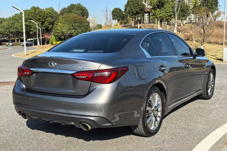 英菲尼迪Q50L 2018款 2.0T 逸享版 国VI车身外观6005