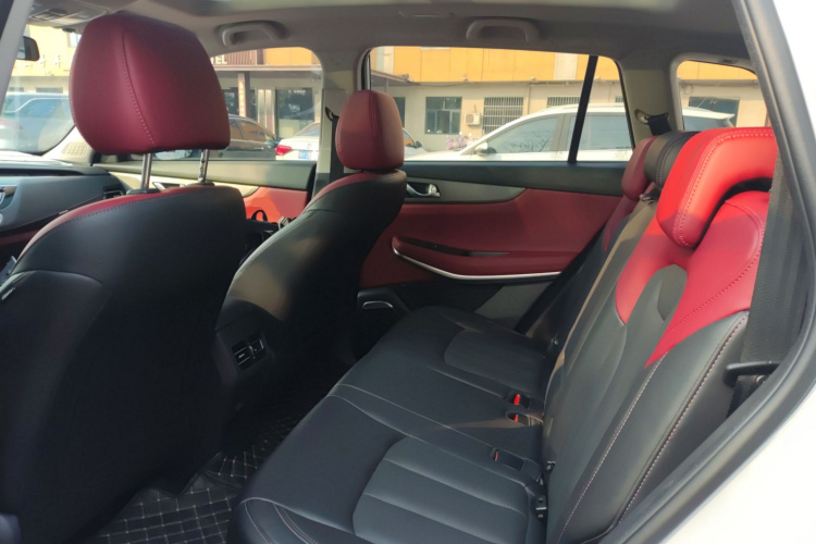 长安CS75 2023款 畅享版 1.5T DCT尊贵版中控内饰7004