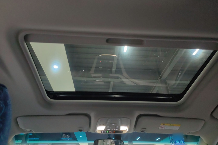 别克GL8 2022款 ES陆尊 653T 舒适型中控内饰22