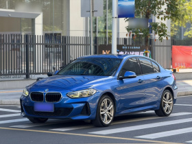 宝马1系 2019款 120i 领先型M运动套装