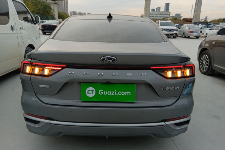 福特 蒙迪欧 2022款 EcoBoost 245 豪华型车身外观6