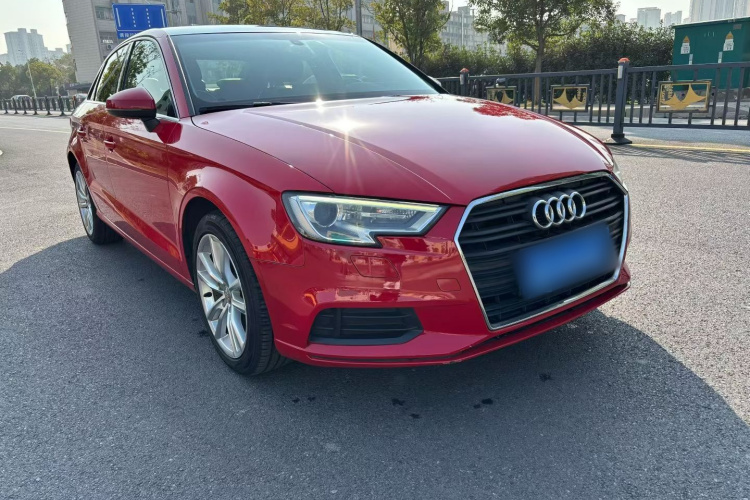 奥迪A3 2018款 30周年年型 Limousine 35 TFSI 进取型车身外观6001